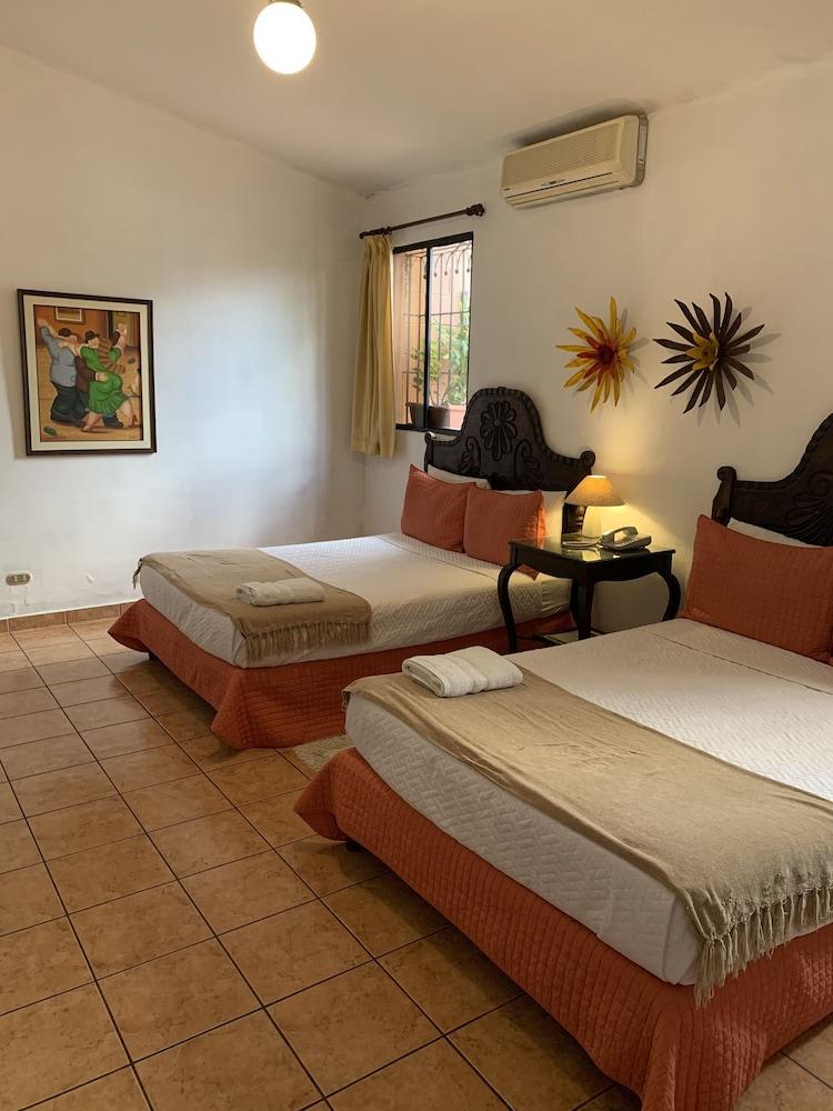 Hotel La Posada Del Angel San Salvador Extérieur photo